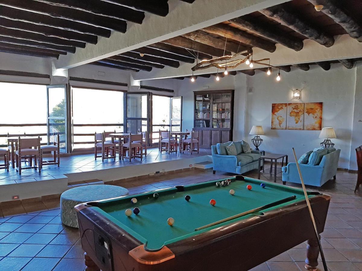 Busquístar Hotel Apartamento Nueva Alcazaba מראה חיצוני תמונה