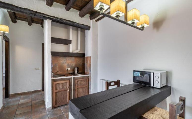 Busquístar Hotel Apartamento Nueva Alcazaba מראה חיצוני תמונה