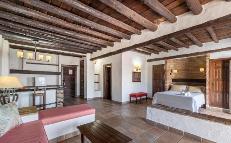 Busquístar Hotel Apartamento Nueva Alcazaba מראה חיצוני תמונה