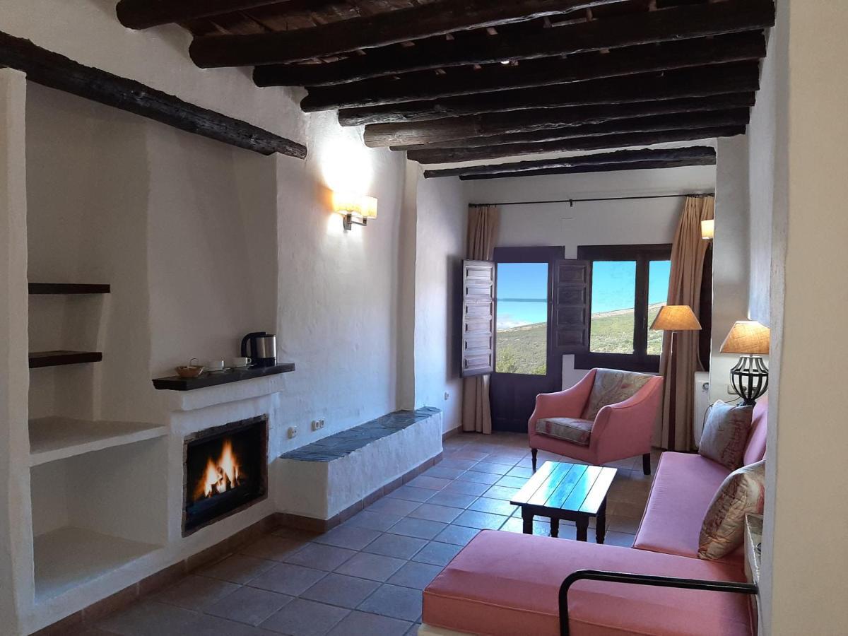 Busquístar Hotel Apartamento Nueva Alcazaba מראה חיצוני תמונה