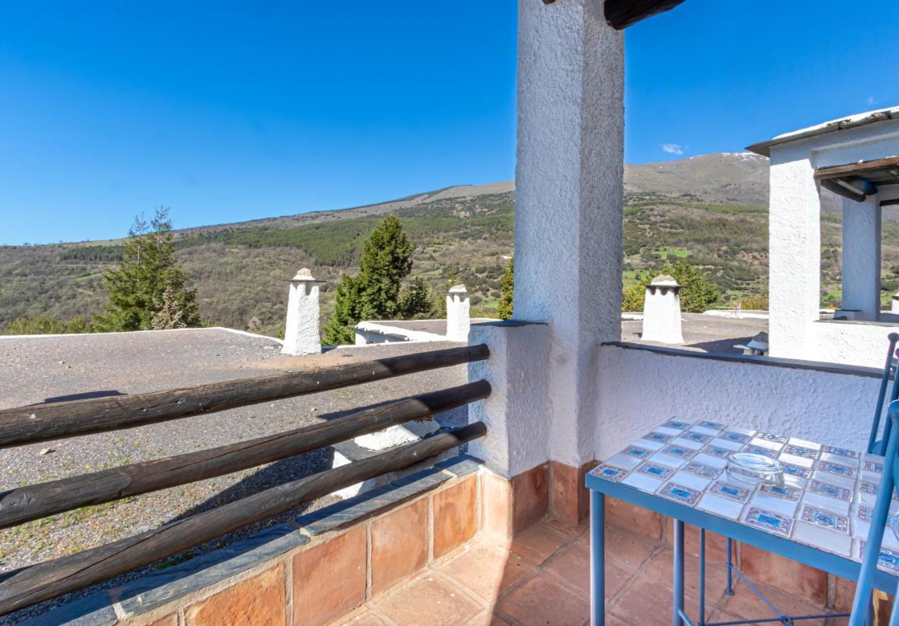 Busquístar Hotel Apartamento Nueva Alcazaba מראה חיצוני תמונה